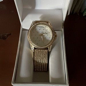 Gold Ashley watch, in good condition badly ever worn
